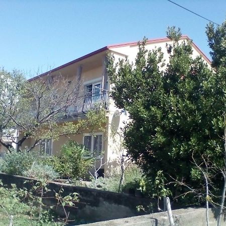 塞尼Apartman Lipa公寓 外观 照片